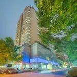 Hanting Hotel Shanghai Xujiahui Metro Station